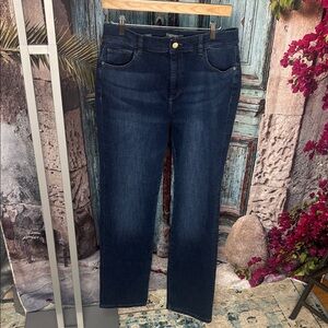 DL1961 Mara Straight Mid Rise Instasculpt NWOT , size 31
